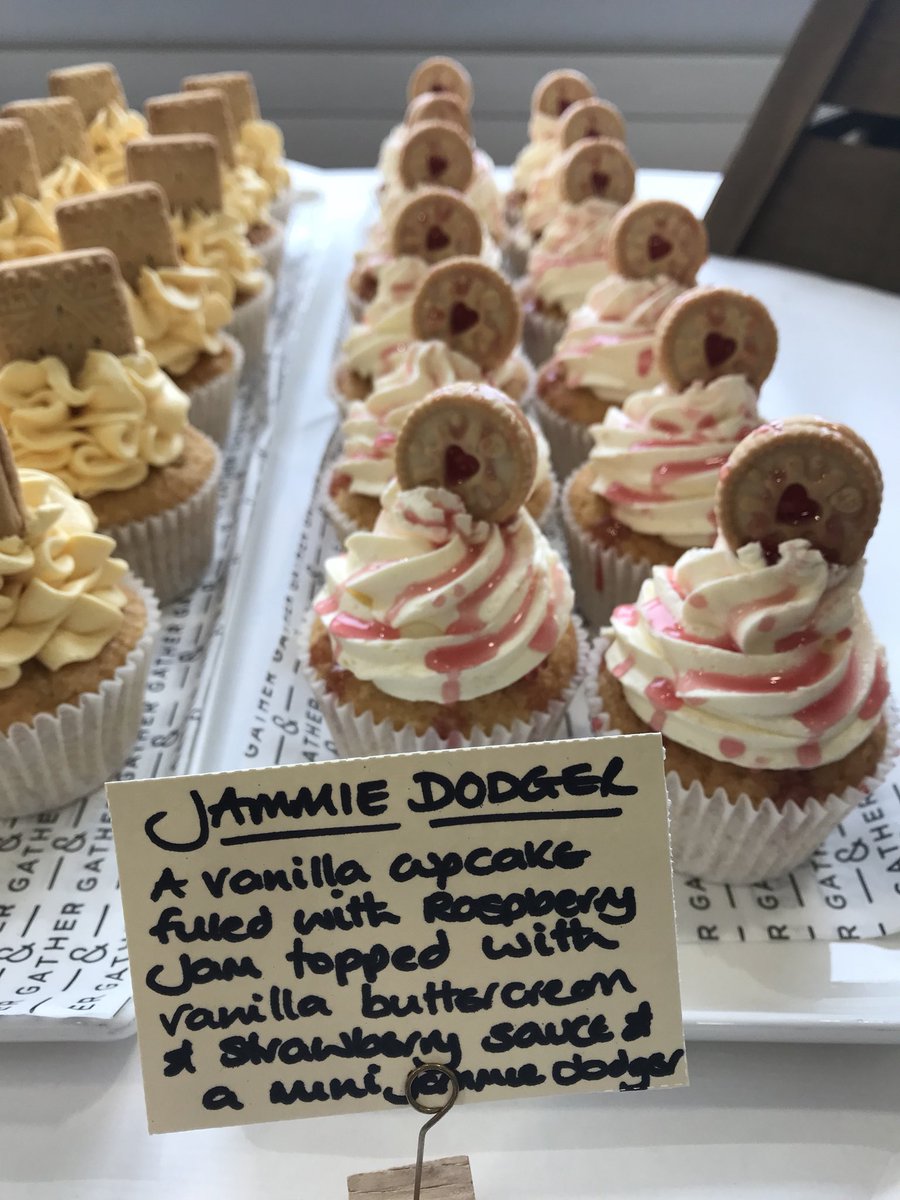 CharterhallH's tweet photo. Selling like hot cupcakes !!!
Come and get them whilst you can #cupcakery https://t.co/QK5FVvACg6