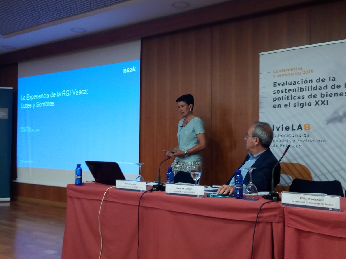 Ivie_news's tweet photo. .@saradelarica explica las luces y las sombras de la renta básica mínima del País Vasco en #IvieLABienestar @iseak_eu @upvehu https://t.co/4jqmJ0ChRC