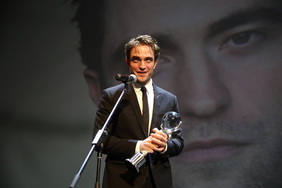AboutRPattinson's tweet photo. https://t.co/tdawYNShiX
