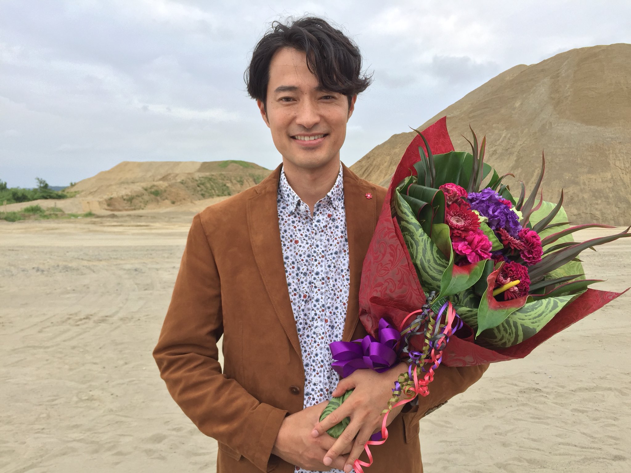 仮面ライダービルド on X: 
