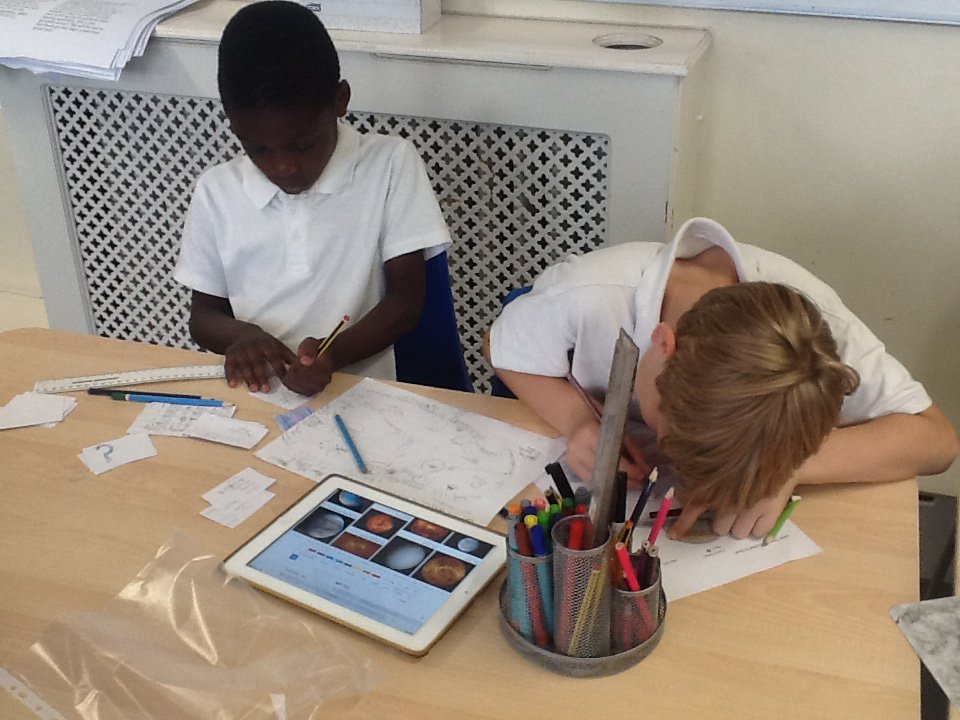 Windmill5P's tweet photo. Today we're making Space board games- fantastic teamwork and creativity being demonstrated by all! #MusicFederation https://t.co/R7bYBW0qZc