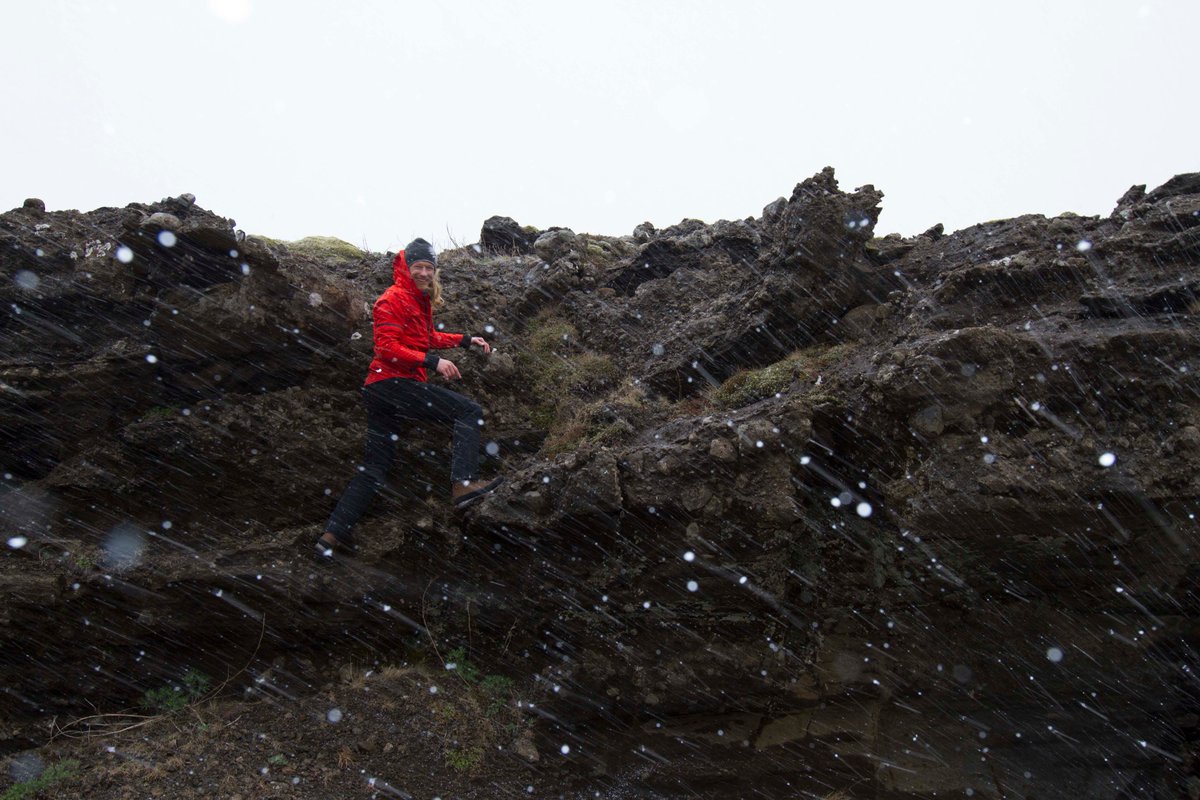 Did you know that the song: "Sun don't shine" is based on the Icelandic summer?