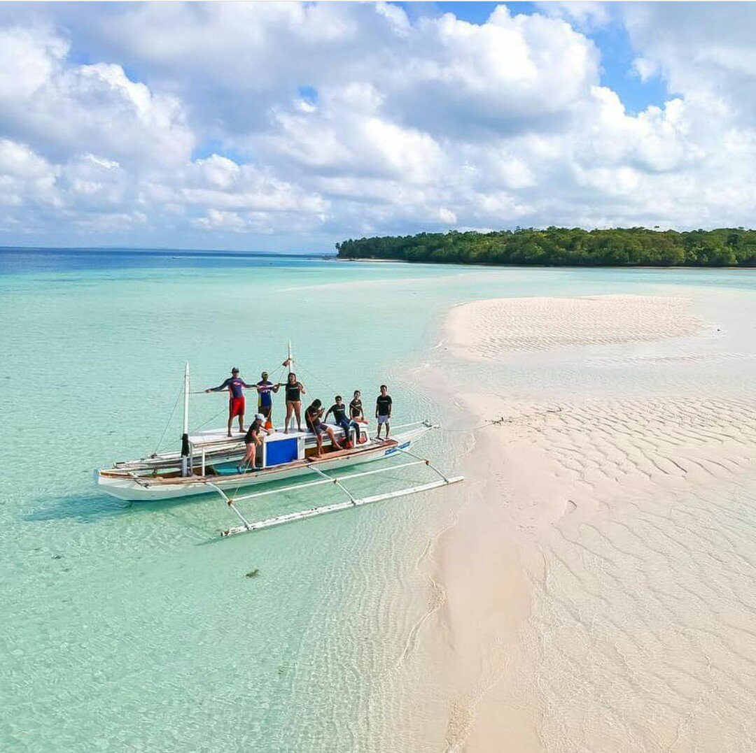 Jahleb's tweet image. Scenes In The Philippines #scenesintheph 🇵🇭

Why I like living in the Archipelagos #beaches #sandbars #islands #waterfalls #mountains #hiking #islandhopping #friendlyppl