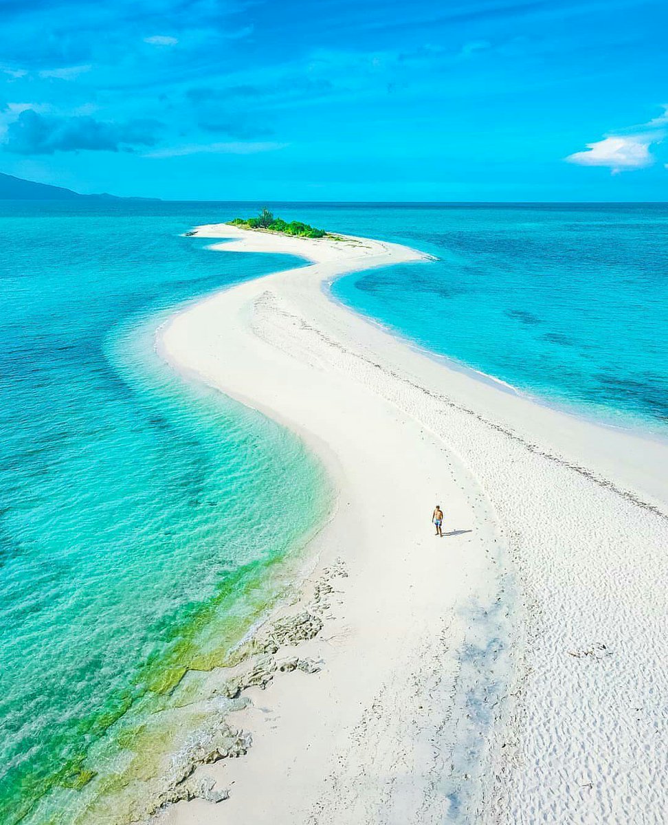 Jahleb's tweet image. Scenes In The Philippines #scenesintheph 🇵🇭

Why I like living in the Archipelagos #beaches #sandbars #islands #waterfalls #mountains #hiking #islandhopping #friendlyppl