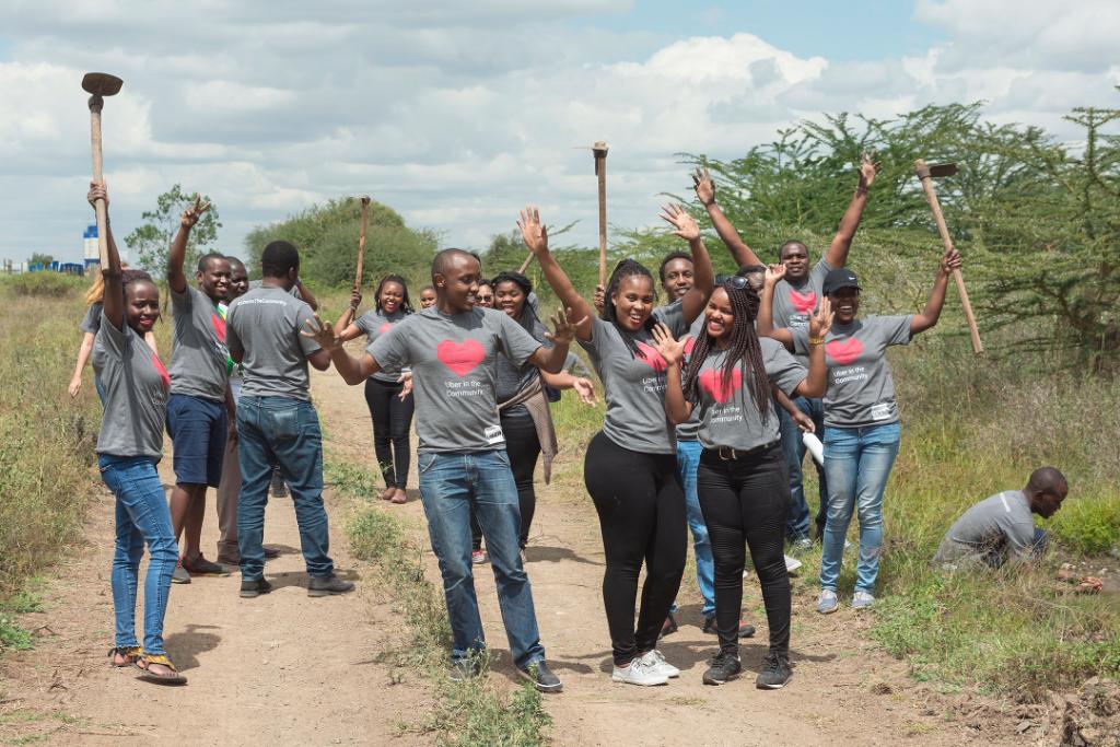 uber_kenya's tweet photo. In Partnership with Nairobi Green Line, and part of the Uber Corporate Social Responsibility, we planted trees 1km long at the Nairobi National Park. 
The care of the Earth is our most ancient and worthy responsibility. #LetsPlantTrees and save the earth.  #UberInTheCommunity https://t.co/vqGudGqt2e