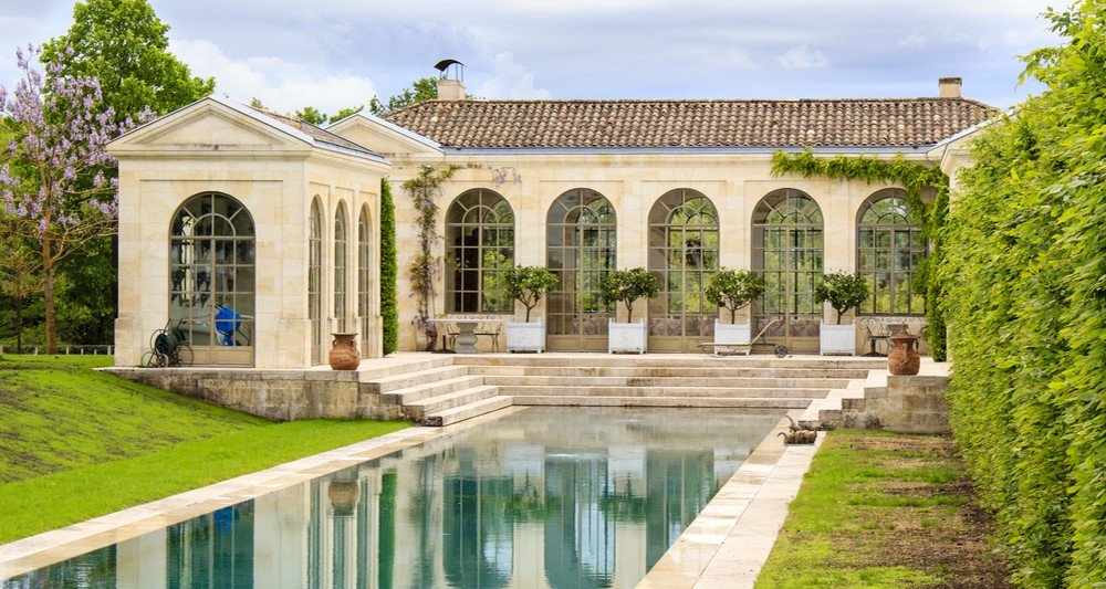 Immobilier : 4 règles d'or pour rentabiliser sa maison de vacances.  ⤵️ buff.ly/2zeWj4BImmobil…