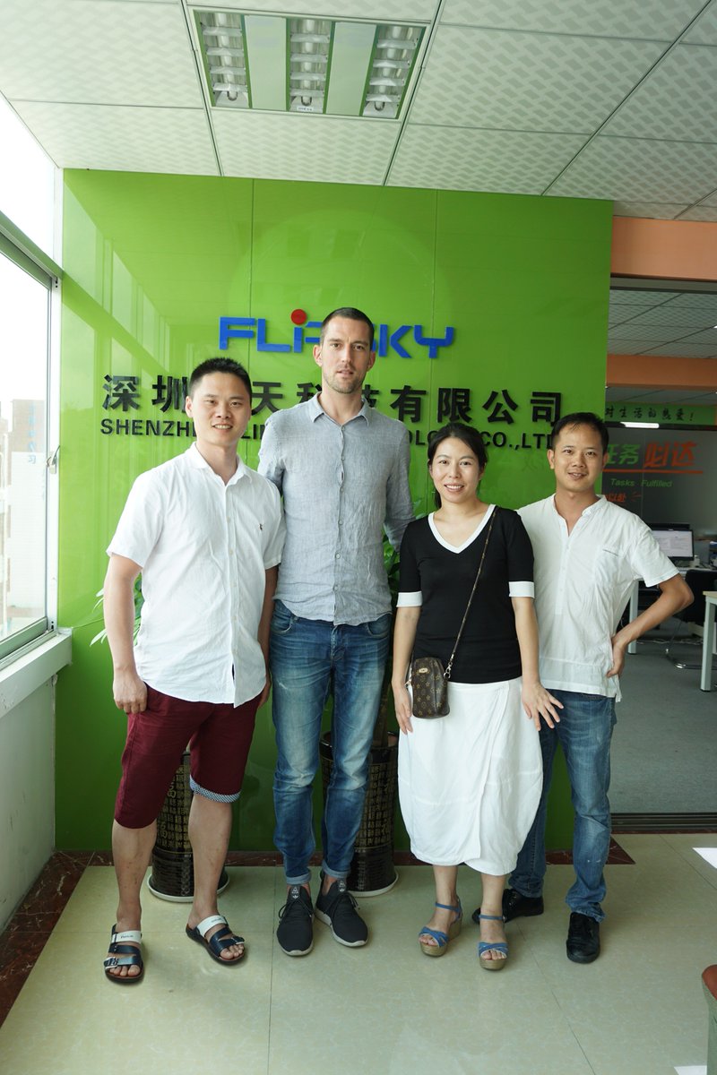 Flipsky_Tech's tweet photo. Nothing better than a visit from our customer for his customization. Real on-site for our products, awesomeπππ
The other picture is also a customized product for another customer!
#vesc #flipsky #electronics #esk8 #electricskateboard #diyeboard #speedcontroller #scooter #rc https://t.co/dYvvm7LZj2