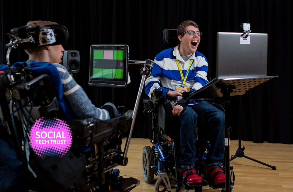 Social Tech Guide tweet media