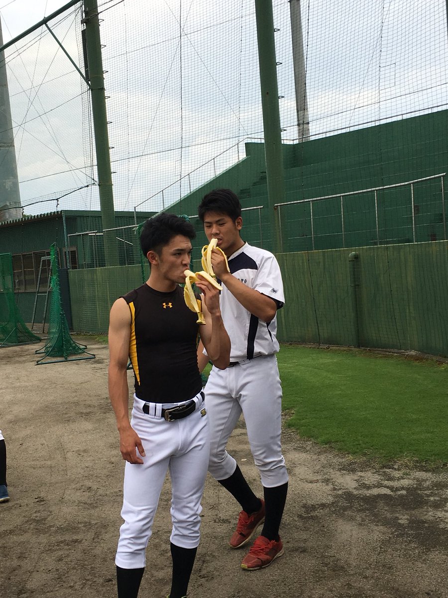 吉備国際大学硬式野球部 Na Tviteru 7月6日の災害から高梁市のためにボランティア活動に専念していましたが今日から練習を開始いたしました これから再び秋季リーグに向けて頑張っていきたいと思います そして 今日はobの岩本さんが所属する田村コピーさんから