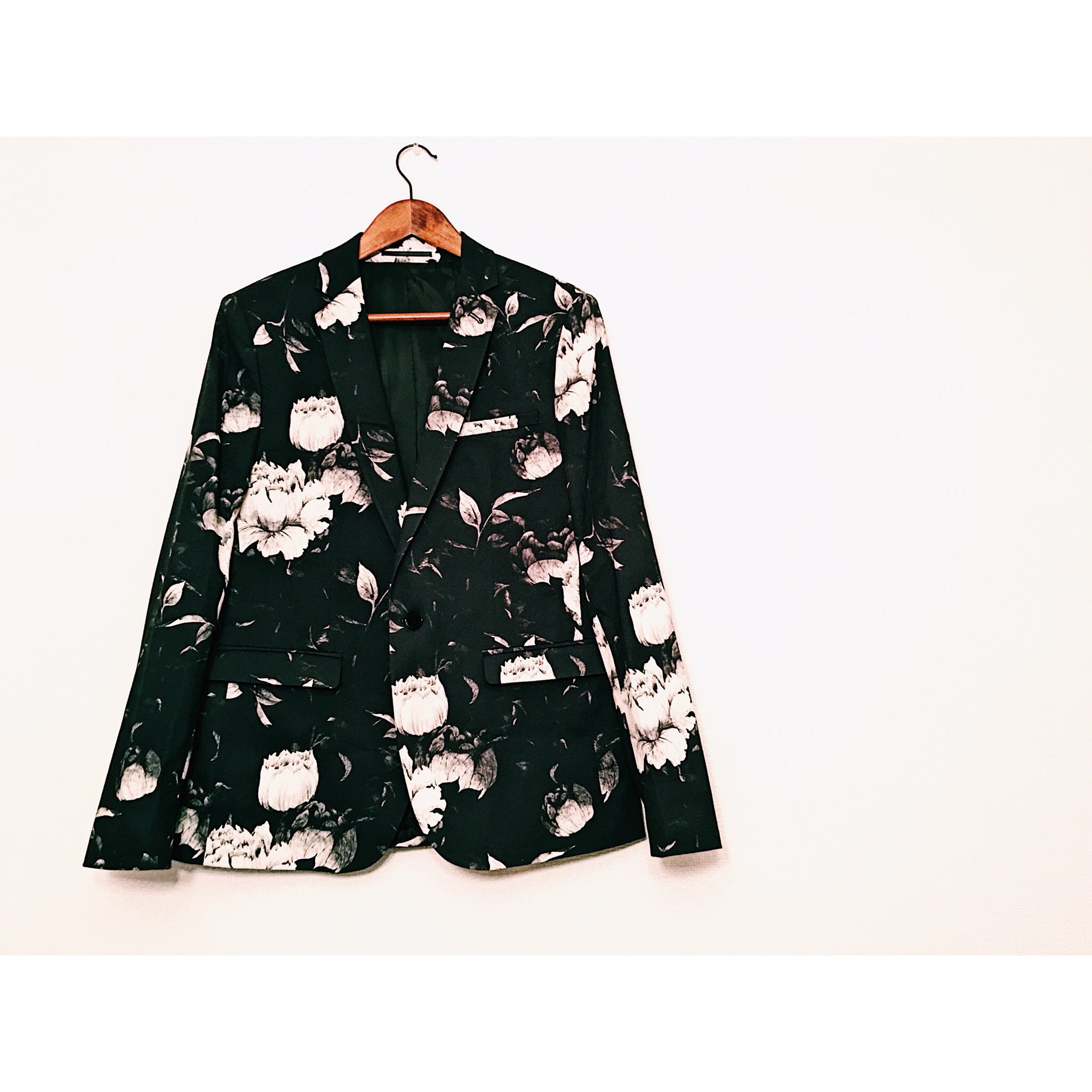 榊原清一 インスタ格付け社長 Asosの花柄ジャケット 花柄 Asos ファッション 今日のコーデ コーデ コーディネート メンズファッション スナップ メンズスタイル メンズコーデ オシャレ お洒落 プチプラ プチプラコーデ プチプラ