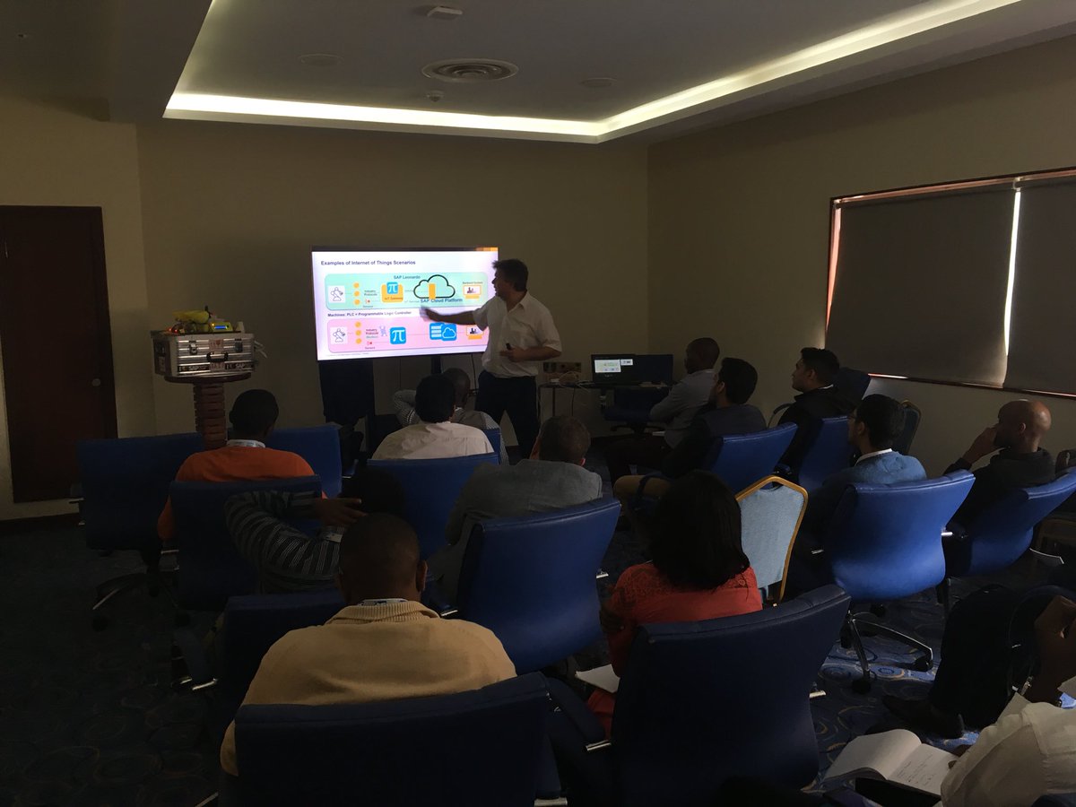 mendesthix's tweet image. Nicholas Fuchs explains how partners can integrate machines with apps on @sapcp, #ServiceLayer, #SAPBusinessOne and more.