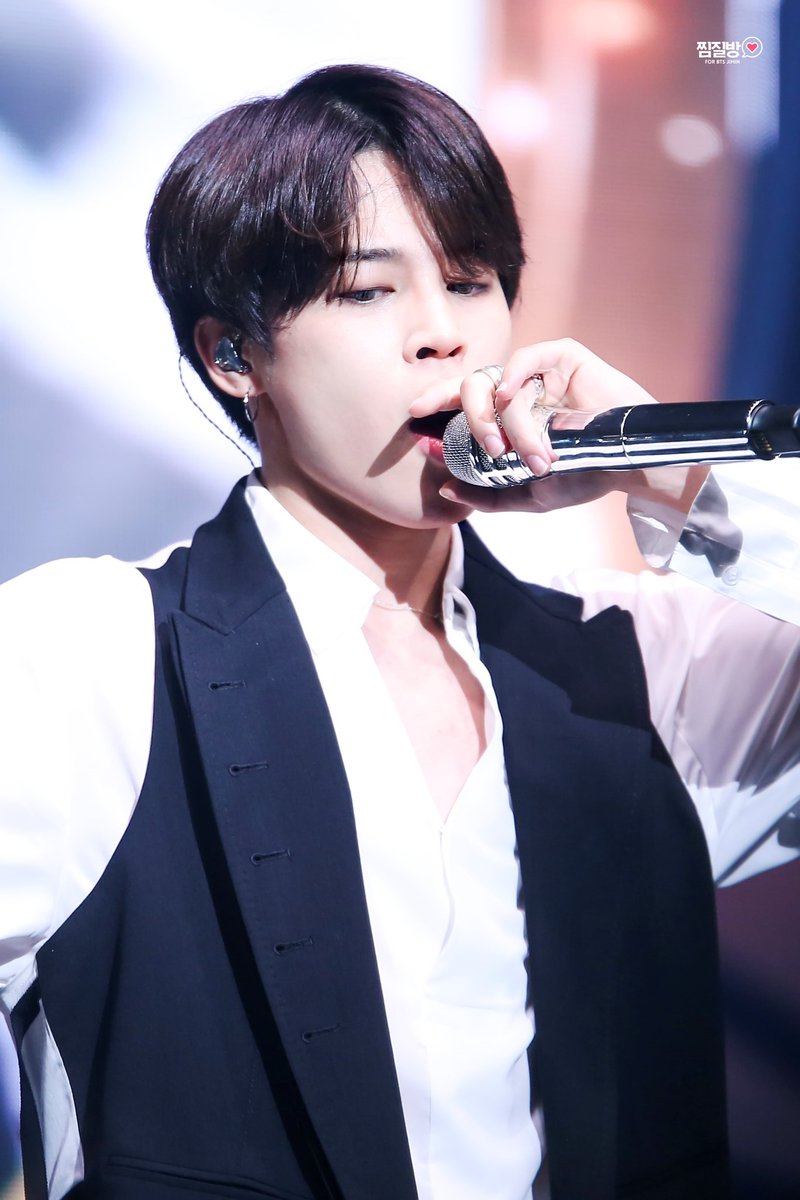 JIMINHOME_1013's tweet photo. 180613 5TH FESTA : PROM PARTY #지민 #JIMIN #박지민 #BTS @BTS_twt 

I will show you!! https://t.co/tdIaGwPW35