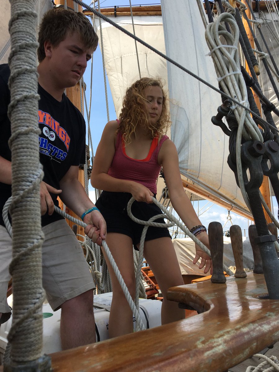 Tacking up Picton Bay in light winds under clear skies. Temp:27C, Wind: W Beaufort 1-2, Waves: Nil, Bar: 1019, Vis: Excellent. <a href="/MIHomeYGK/">🇨🇦 Make It Home YGK</a> #weather #YGK #tallship #picton