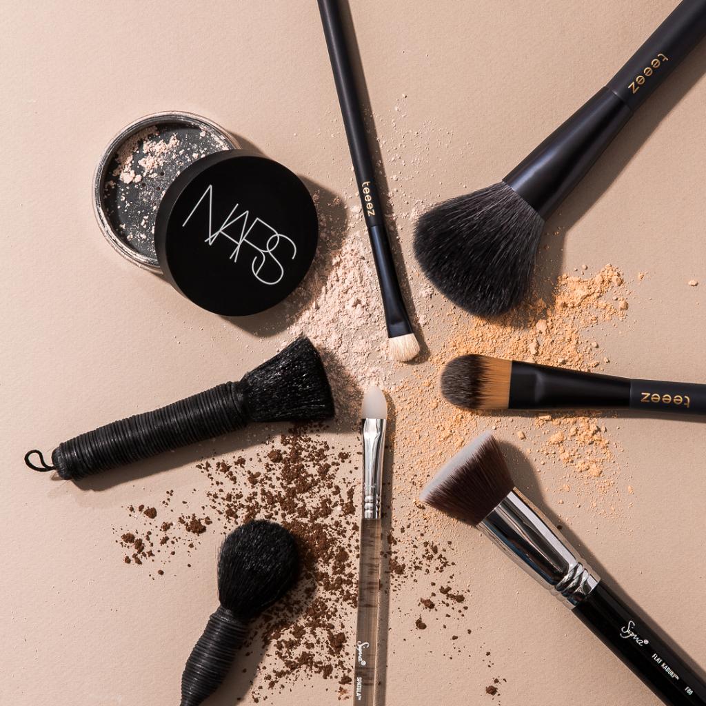Hudson's Bay on Twitter "Create the ultimate look with brushes from