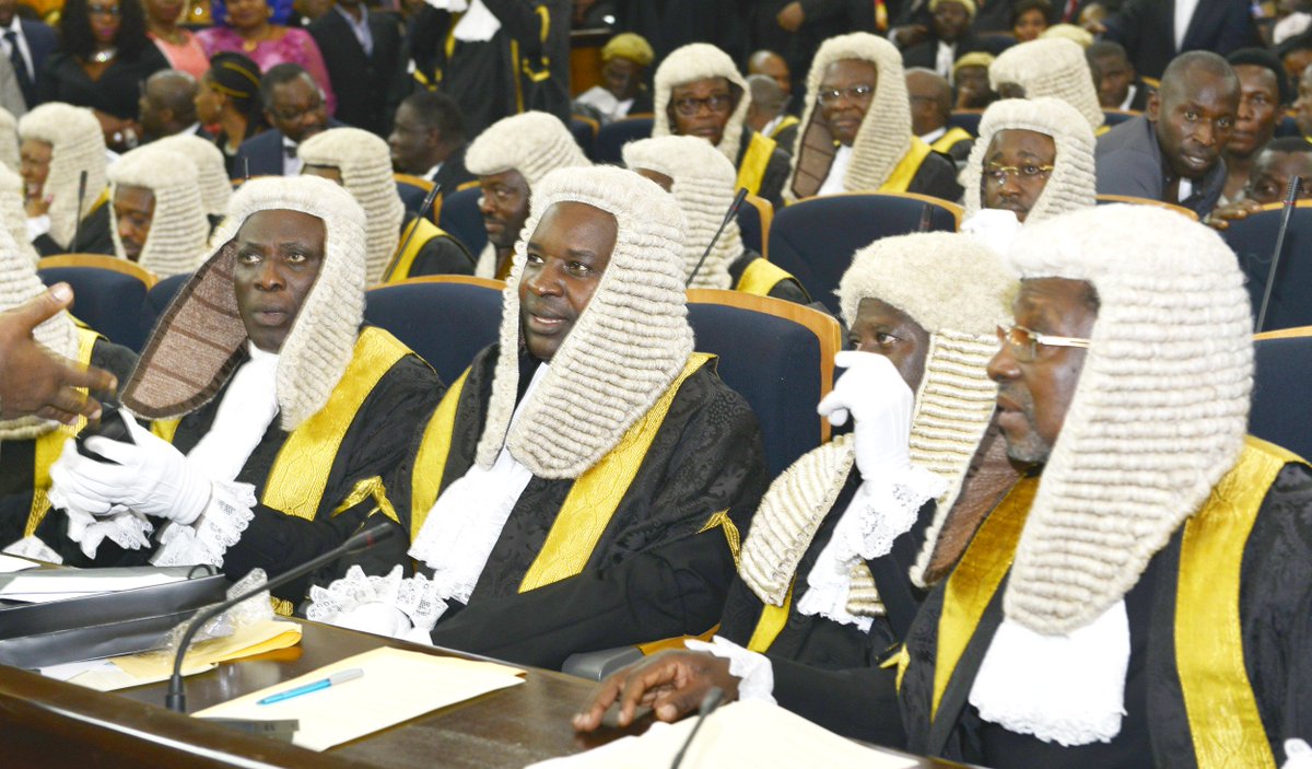 BREAKING: 31 lawyers appointed Senior Advocates of Nigeria, SAN
dailytrust.com.ng/breaking-31-la…