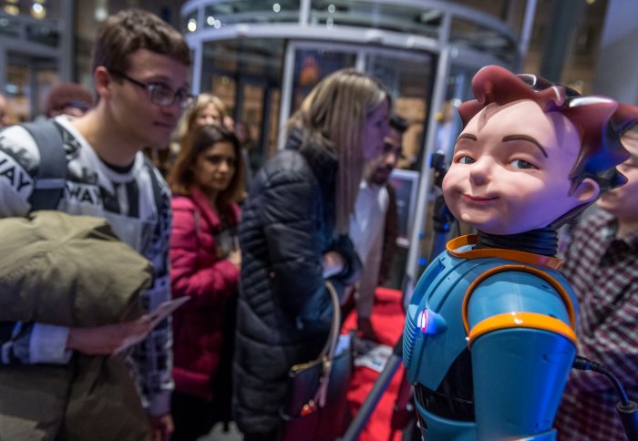 ImperialSpark's tweet photo. Our #Impfringe evenings of discovery will return for 2018/19. Any @imperialcollege staff & students interested in helping us bring our research to life through live demos, creative workshops or inspiring talks can propose your ideas here https://t.co/R0xrOmp1nk https://t.co/MTXP7EEQqh