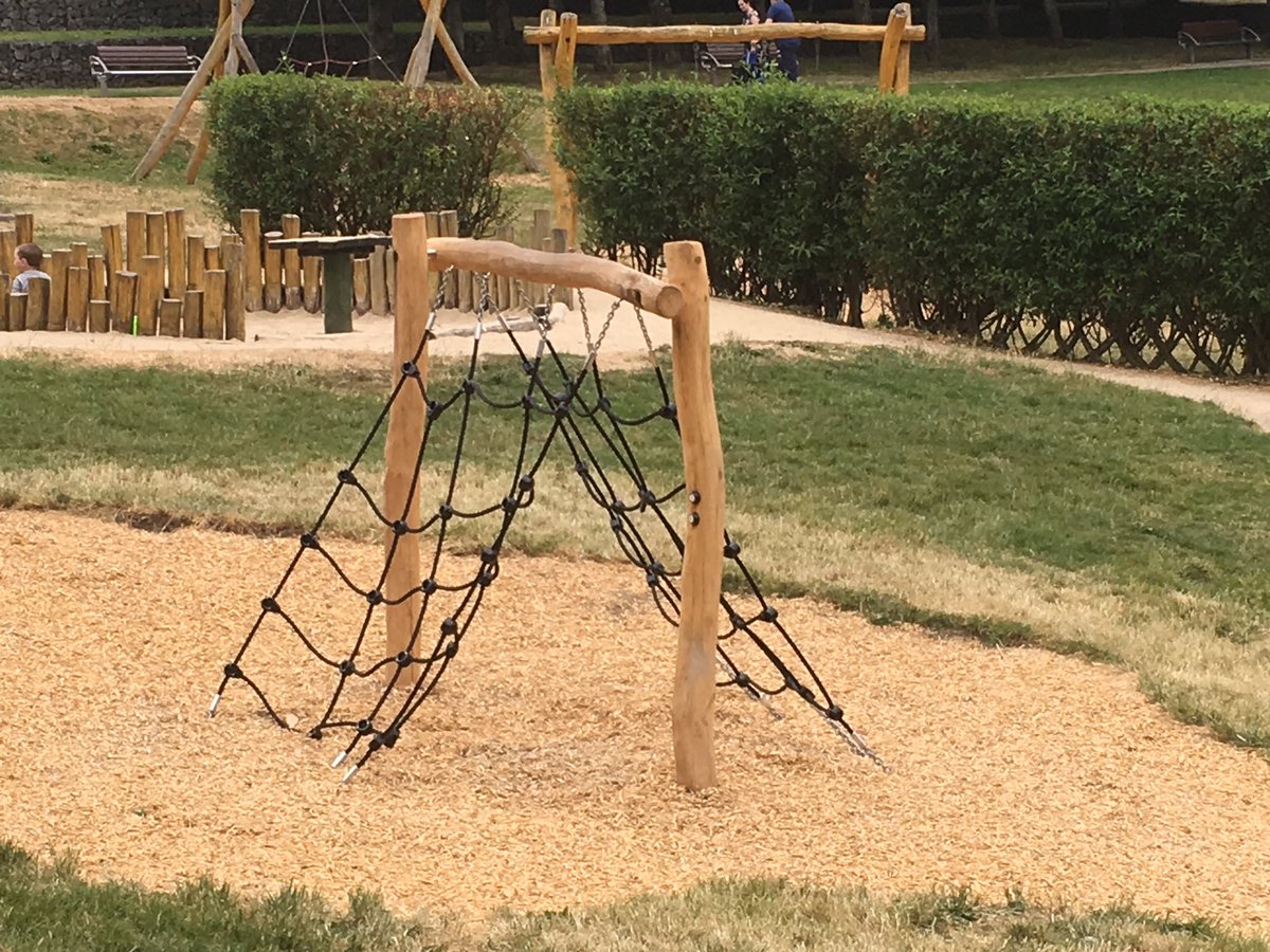 offalycoco's tweet image. Great to see new fitness and play equipment launched in Lloyd Town Park Tullamore. Fun way for all ages to exercise #HealthyLiving