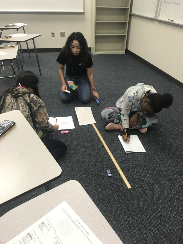 Village2018's tweet photo. It’s so much fun to see these students engaged!! #Algebracamp @CyFairISD @cfisdmath @lindaleesams https://t.co/2Bh5Nb43fA