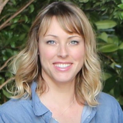 BAFF_SFU's tweet photo. Dr. Kim Lockhart était aussi à l'émission Boulevard du Pacifique de @ici_cb hier pour donner plus de détails au sujet du Bootcamp FrancoFUN d'été.
Entrevue complète disponible ici: https://t.co/zBPMwLV6p4
@mmekiml https://t.co/hwI0Jff2uV