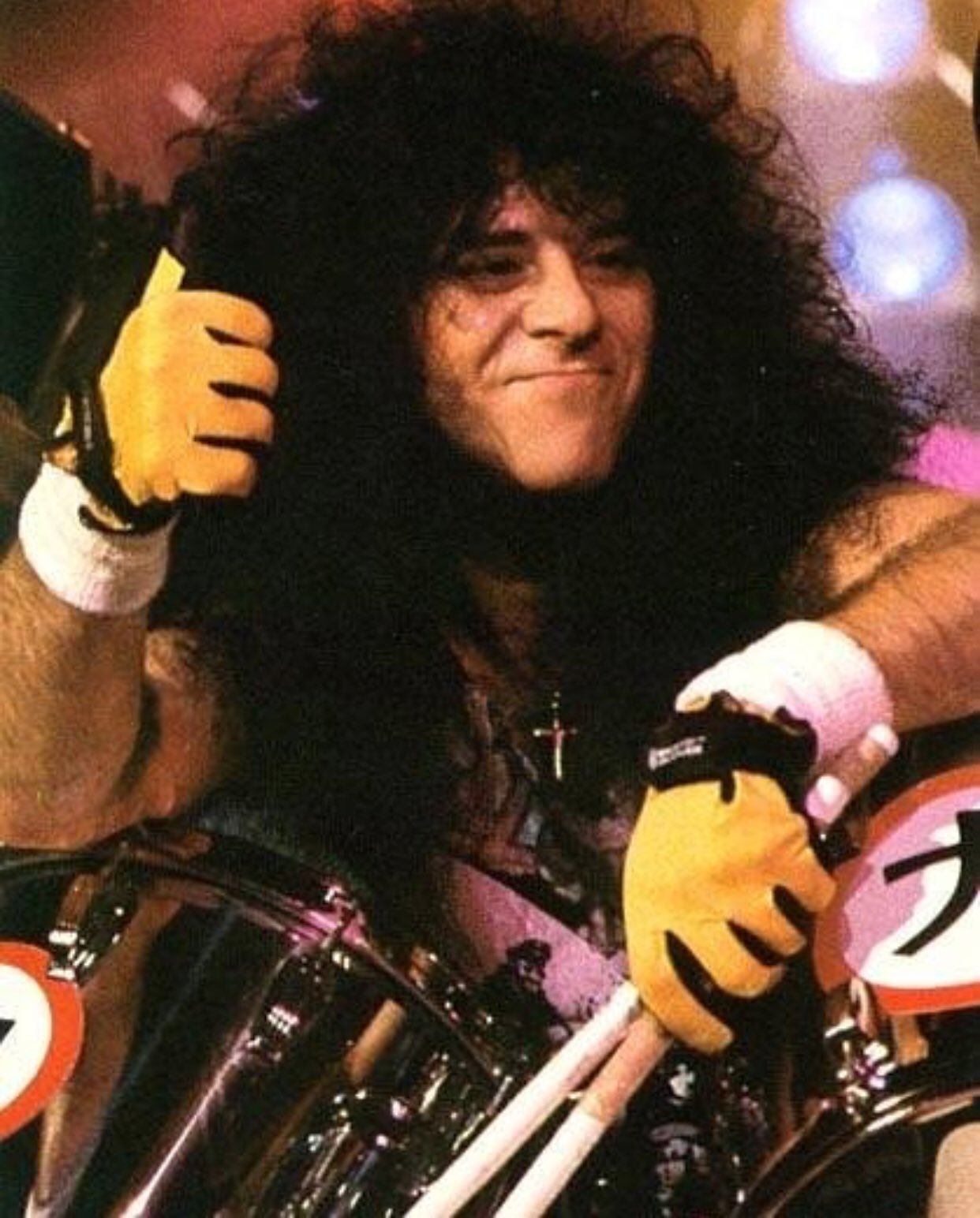 Happy Birthday to the late great Eric Carr. The Thunder rolls on from heaven. 