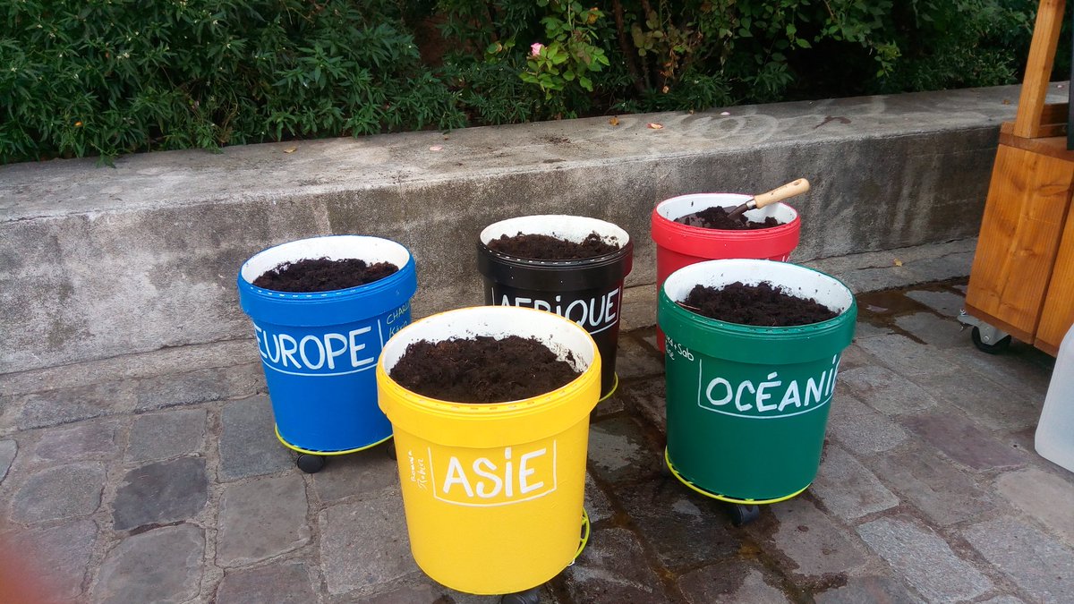 CarolineWnk's tweet photo. Jusqu'à dimanche, sur la terrasse des canaux, retrouvez le potager olympique de @opotager : des légumes poussant dans les différents continents et convenant à l'alimentation du sportif ! https://t.co/gWY7tU2C8B
