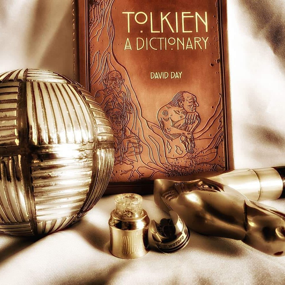 The <a href="/wotofoofficial/">Morden entertainment</a> #recurverda easy build, easy wicking...outstanding flavor, but the look in gold is just pure class.

Vape on my excellent juicers!

#vape #vapepics #vapepic #vapeporn #vaping #rda #vapornotsmoke #vapingsaveslives #vapingsavedmylife #vapeculture #vapefam #vapes