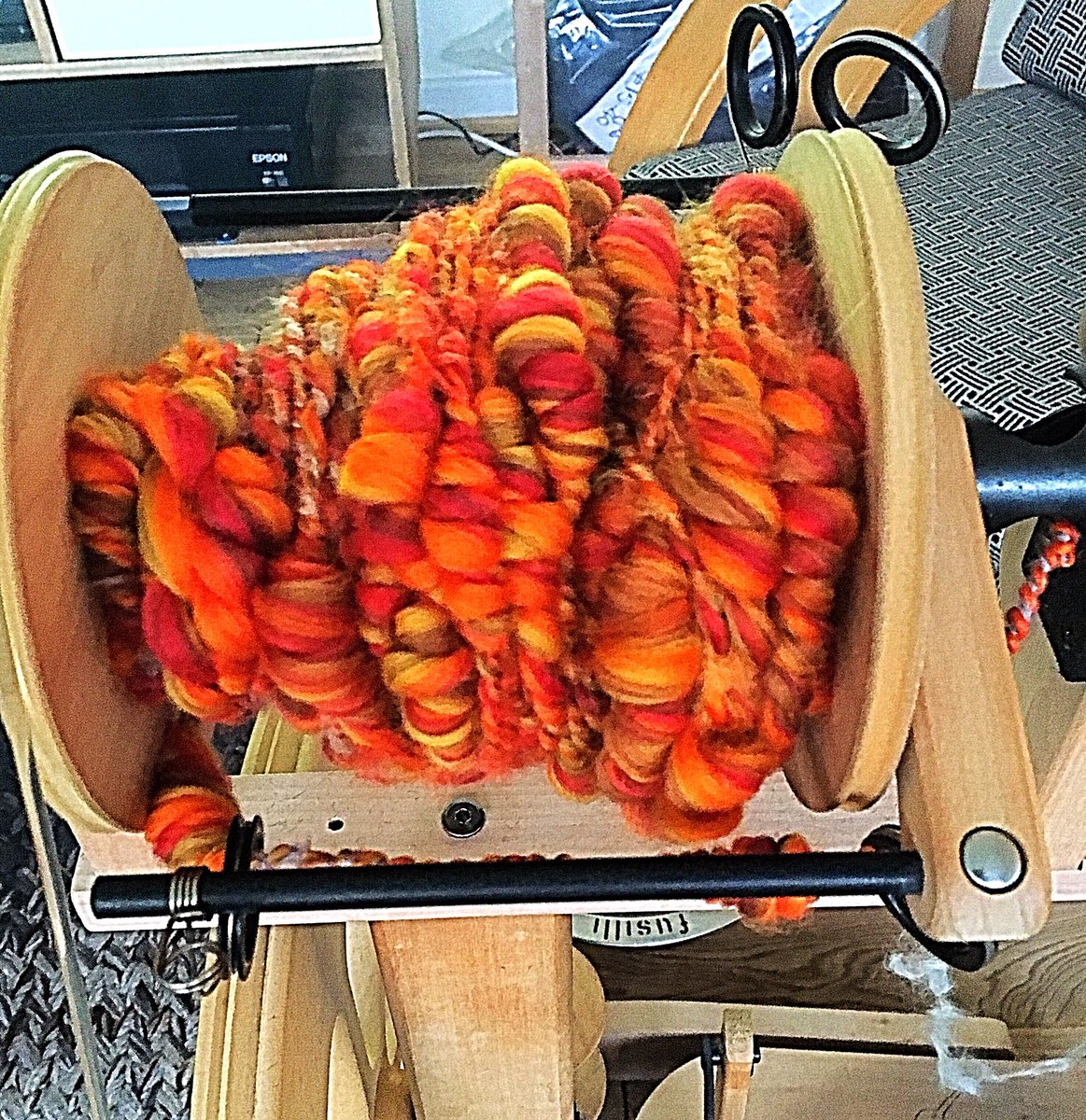 Freshly spun bubbly art yarn #handmade #wool #knitting