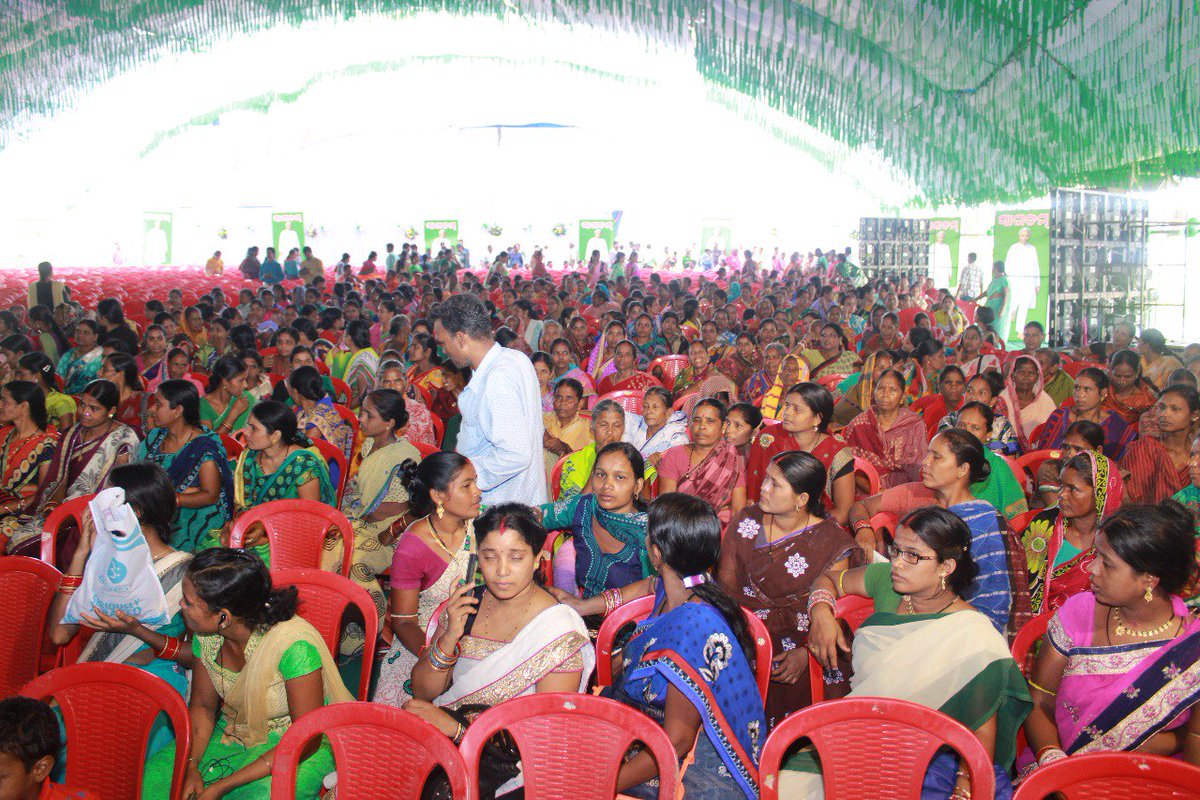 angul_dm's tweet photo. #AmaGaonAmaBikash programme at Angul block. https://t.co/Fu8JJ6LrVf