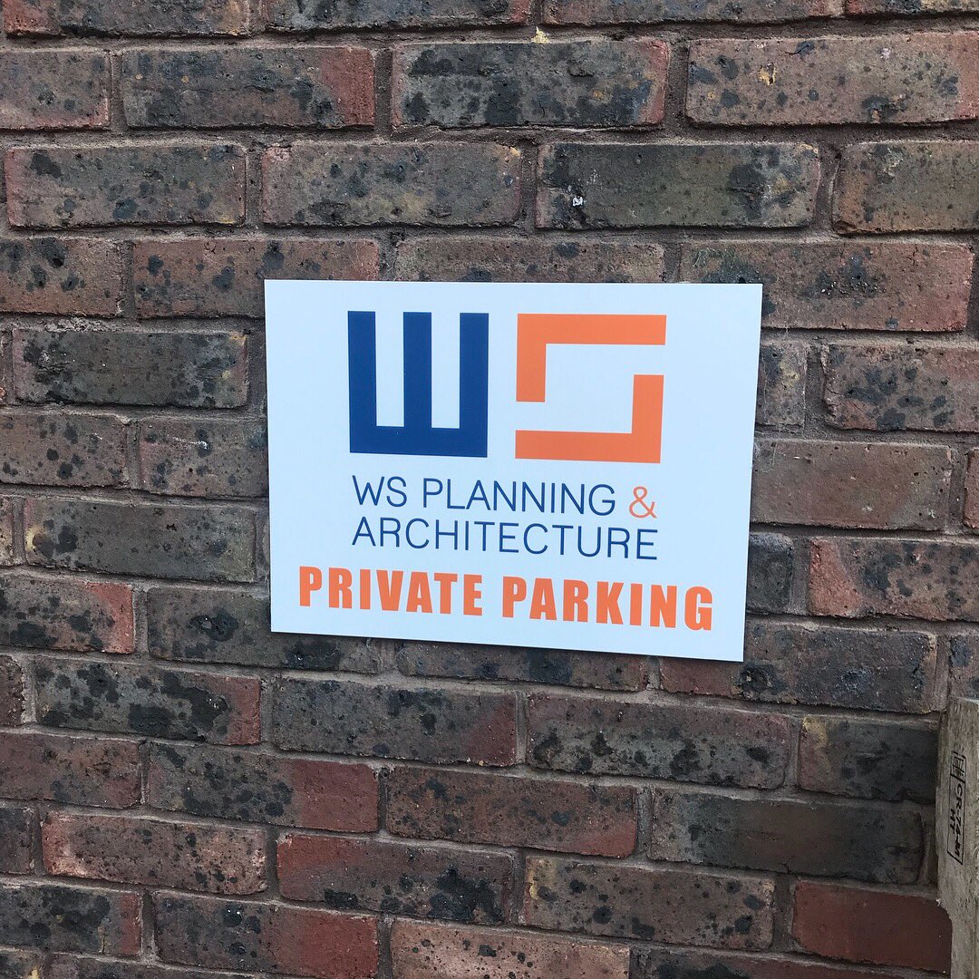 PartnersfPrint's tweet image. Glass doors and car park signs done. What a big impacts a little orange makes @ws_pa. 

Looking to rebrand. Contact us •
•
#Design #Print #Display #Reigate #Surrey #Canvas #Leaflets #Folding #Exhibition #Largeformat #Posters #Businessstationery #Businesscards #Wallgraphics