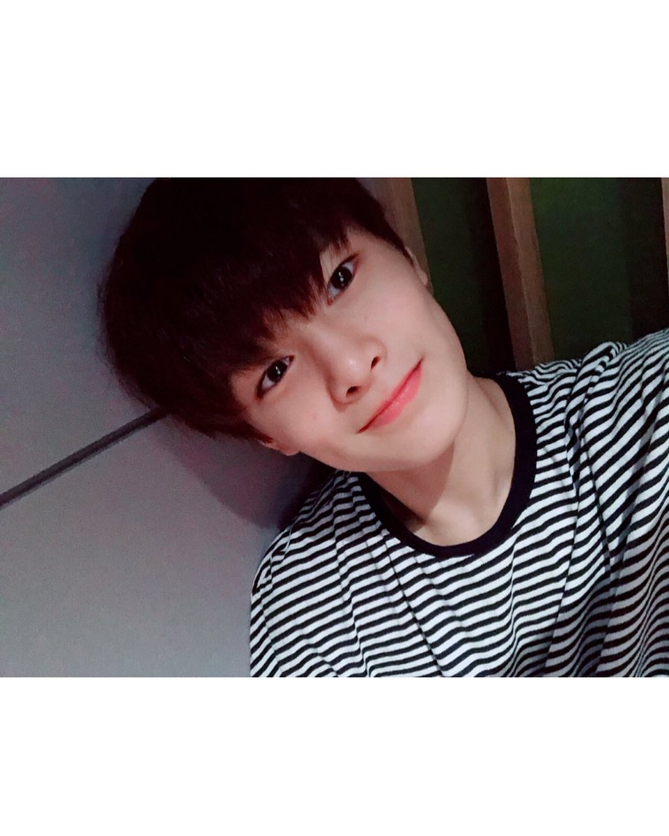 StrayKidsBrasil's tweet photo. 「 #INSTA • 12.07.18 」
Atualização do Jeongin
"Como eu senti falta de vocês, eu postei.
#StrayKids #INClick"
↳ https://t.co/u5sQVv1KbU
#StrayKids #스트레이키즈 @Stray_Kids https://t.co/9HeiCn380E
