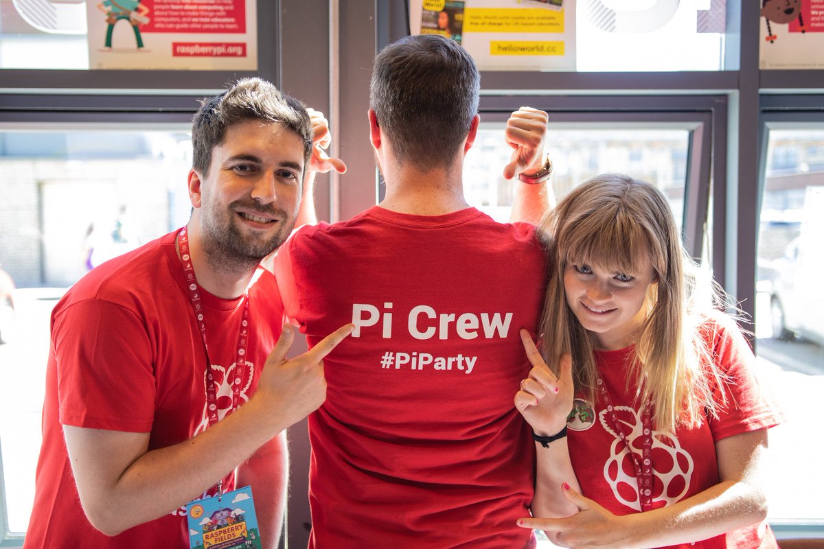 Raspberry_Pi's tweet image. LED cubes, explosive science, giant mushrooms, tiny museums, racing robots, 1300 visitors, 60 volunteers, and a local heatwave made #RaspberryFields 2018 a weekend of wonder. Watch our latest video and see more photos from the event in today&apos;s blog post: raspberrypi.org/blog/relive-ra…