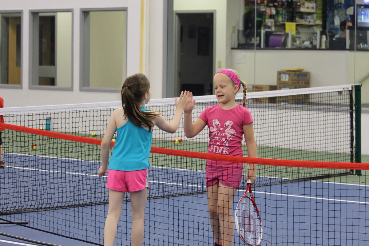abonytennis's tweet image. Our fall junior recreational tennis programs are open for registration! The AFTC FUNdamentals programs are designed for juniors at any levels ages 4-16, and are coached by our Tennis Canada Certified Staff. Register now!
abonytennis.ca/programs/junio…