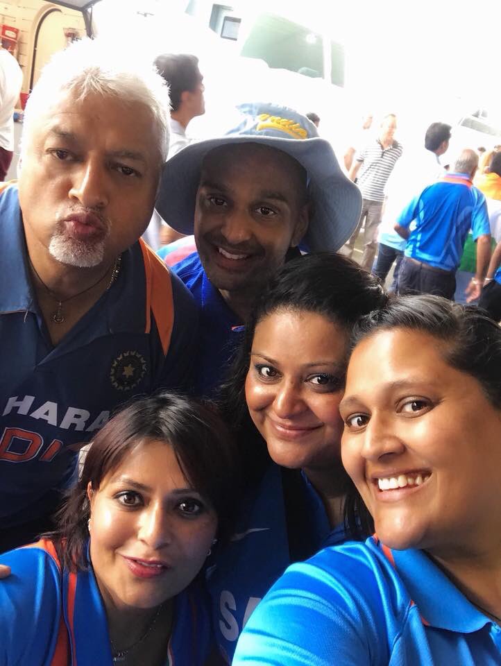 makeupbyneeti's tweet photo. #IndvsEng #RoyalLondonCricket @RL_Cricket #selfie #BleedBlue #comeonindia https://t.co/bhxyjpbseI