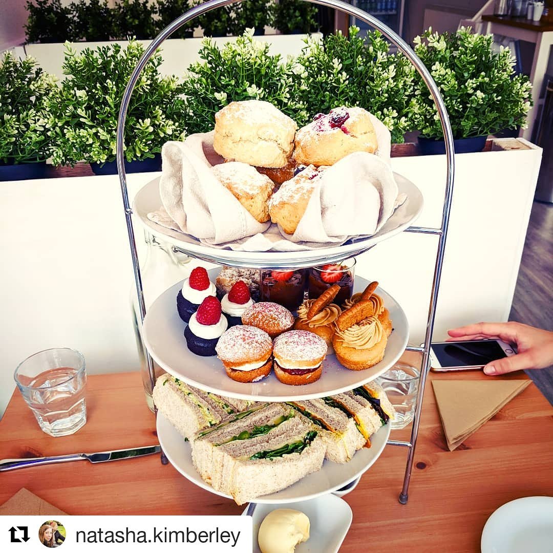 We're chuffed to see your pictures of our afternoon tea 👌 please pre-book via contact@earthcakebristol.com or over the phone!
#Repost @natasha.kimberley 
・・
Surprise Vegan afternoon tea for bride to be @hando224 &amp; @leverard13! 🍰☕ #veganafternoontea #earthcake #bristol #vegan