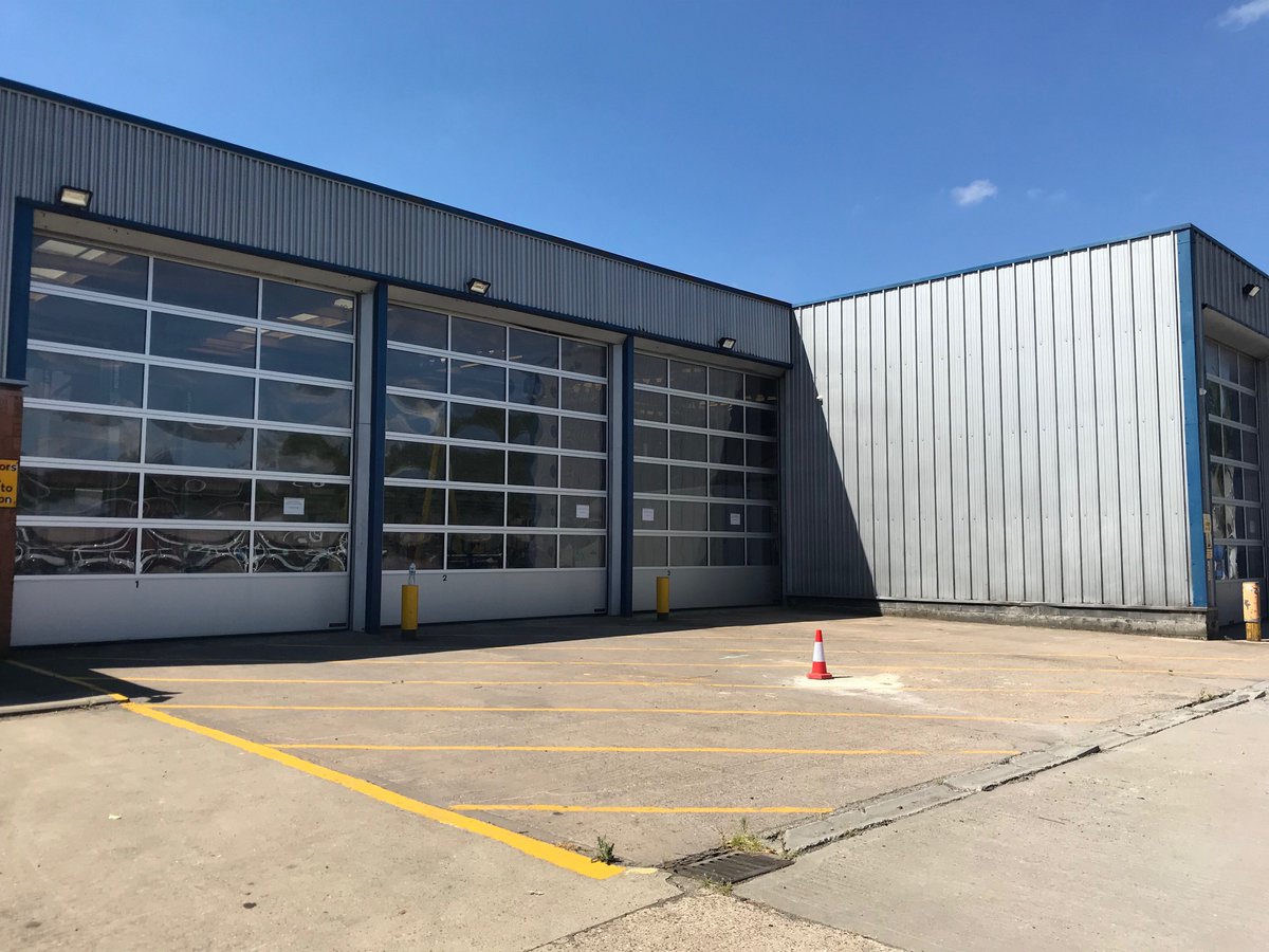 RHdevelopments's tweet photo. SITE ACQUIRED.
RH Developments have acquired the former TOM Vehicle Rental depot in Blenheim, Nottingham. 

This 1.7acre site will now be re-developed for our client, and group company, @RHCVTrucksVans for their brand new HQ building. #Nottingham https://t.co/riB0JugVIB