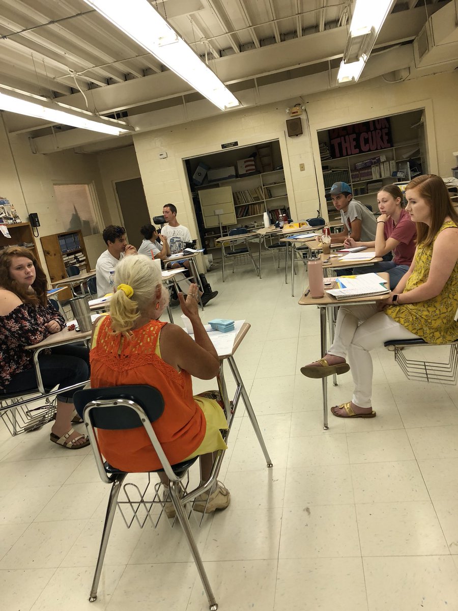 Our first Officer Meeting of 2018-2019! 💙💛