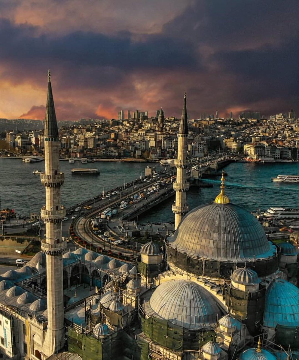 İstanbul 'dünyanın en iyi 15 şehri' arasına girdi
İstanbul <a href="/TravelLeisure/">Travel + Leisure</a> tarafından belirlenen en iyi 15 şehir listesinde kendisine yer buldu. 
➡️tandl.me/2uejtTA