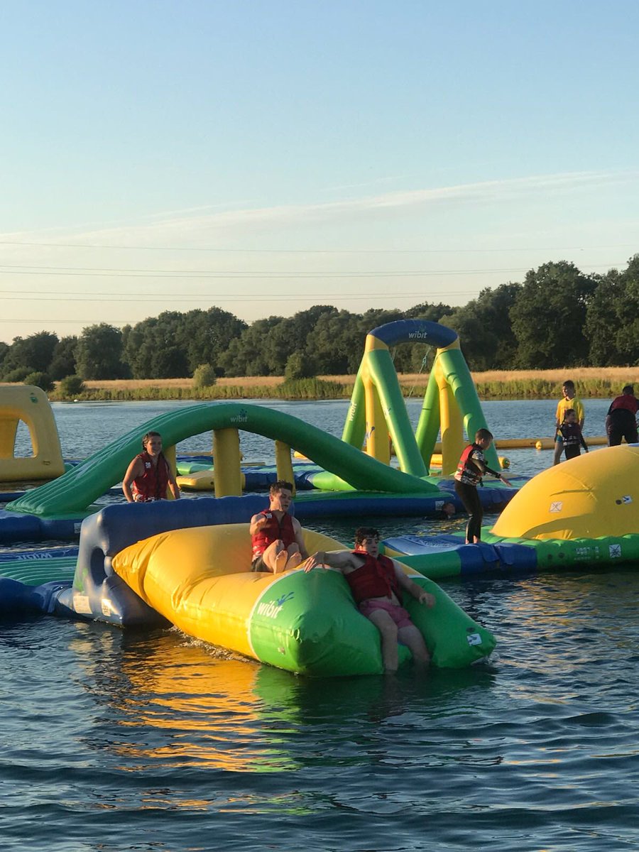 SilsoeYfc's tweet photo. Last nights meeting the Aqua obstacle course 🏊‍♂️ I think everyone cooled off pretty quickly👌🏻💦 #silsoeyfc #yfcdoitbest #aquaobstaclecourse #boxend https://t.co/WqVEAyfuJa