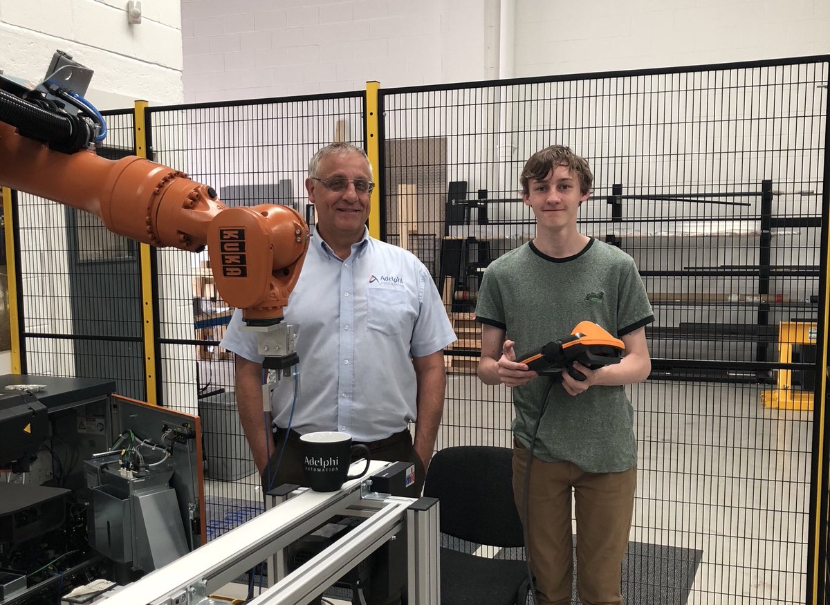 Adelphi_Auto's tweet image. This week a year 10 student has been doing some work experience here at Adelphi. He has taken part in many areas of work to do with engineering, from designing his own gripper for a robot to programming a robot to pick up a mug using the gripper he had designed.@wilmslowhigh