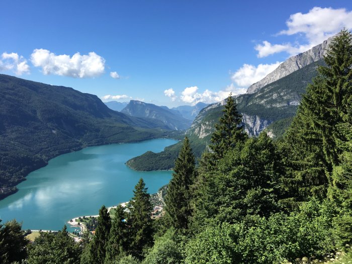 tripiteasy's tweet photo. In attesa dell'estate abbiamo fatto una capatina in #Trentino per scoprire il paradiso delle famiglie #Andalo https://t.co/4QOjCFVYTp https://t.co/7Hl17U70NU