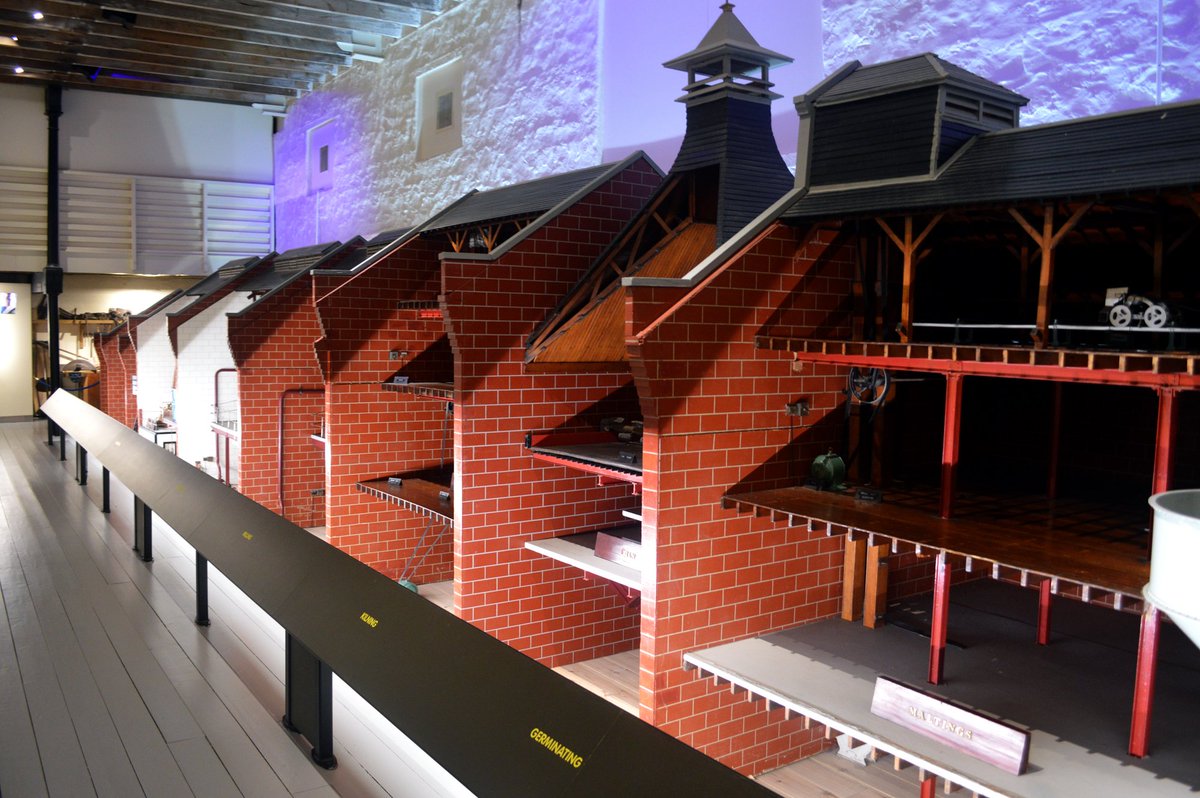 WhiskyPanaLisa's tweet image. No.5 #Distillery #Tour - local one day visit to @GlenkinchieMalt, where we realised we can get a @12distilleries passport. Stamps collecting still in progress, but we getting there! #awhileago #Diageodistilleries #Glenkinchie #lowlandwhisky #halfwayforsure