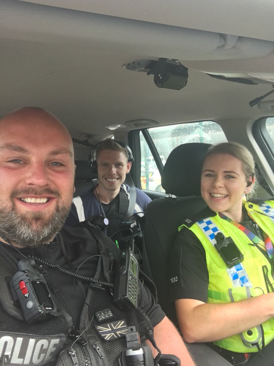 robbo_joker's tweet photo. Another day and another shift out with the TV crew #policeinterceptors #team2 https://t.co/vwudRSErmC