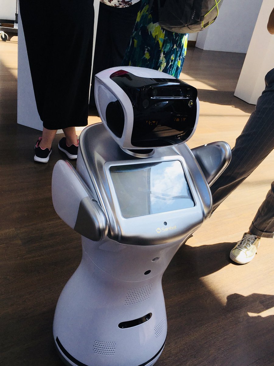 vikkiliogier's tweet photo. Loved the DigiLab at #connectmore18. Thx @jisc! The @insta360 camera that can be added to a mobile device and transform it into a 360 camera is powerful & affordable at ยฃ150 - Very tempted I am!
Also met @pepperrobotsa & @Sanbot_Robot & measured my level of stress with the Pip;) https://t.co/PWfMDc9psc