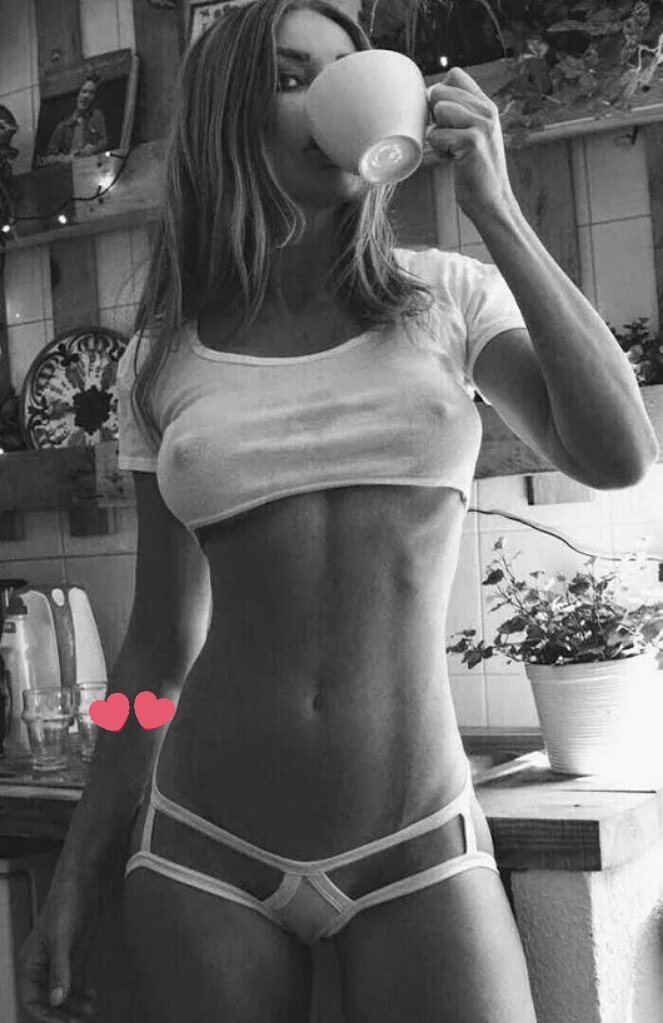 EnTusBesos_'s tweet photo. Alégrate.. Es un lindo día.. 
Café..? https://t.co/qEQsxd8JZM