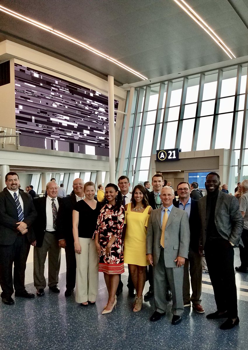 Turner_ATLCAR's tweet photo. Congratulations to the Turner Rodgers Project Team at the Charlotte Douglas International Airport Concourse A Expansion Project on a successful grand opening event last night! #CDIA #ConcourseA #Charlotte #TurnerRodgers https://t.co/JDg4qit3yl