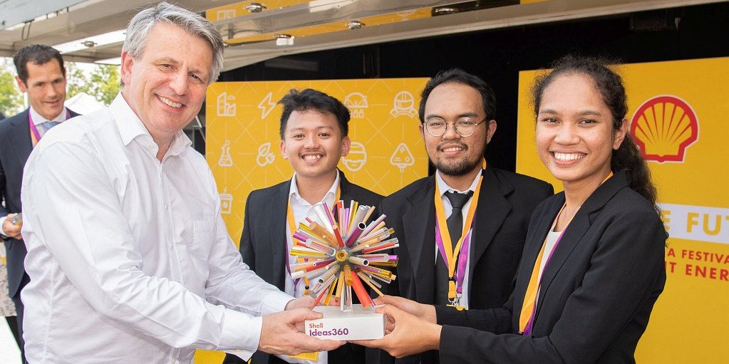 Shell_USA's tweet photo. What if there were plastic-powered cars? Take a look at the winning idea from #ShellIdeas360: https://t.co/hBm1wjSZjI #makethefuture https://t.co/SGGVaereWl
