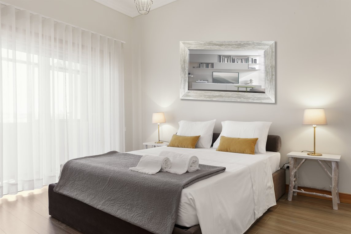 Whether it's a Hotel or B&amp;B, spruce up it's space with custom designer mirrors from Mirrorize. This month enjoy an additional 30% of Trade discounts! Visit mirrorize.ca/business 

#hotel #interior #bedandbreakfast #design #custom #mirro