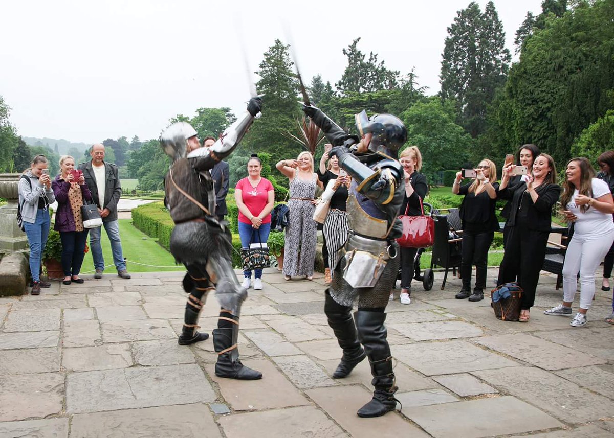 CharWrightPhoto's tweet photo. Back in June I had the pleasure of photographing for NewGen Direct Ltd in the stunning Orangery at @WarwickCastle, here are a few of my favourite photos from the night... #Warwickshire #photography #warwickcastle #newgendirect #awardsceremony #peacock #orangery #castle #knights https://t.co/tlKJbOIGbj