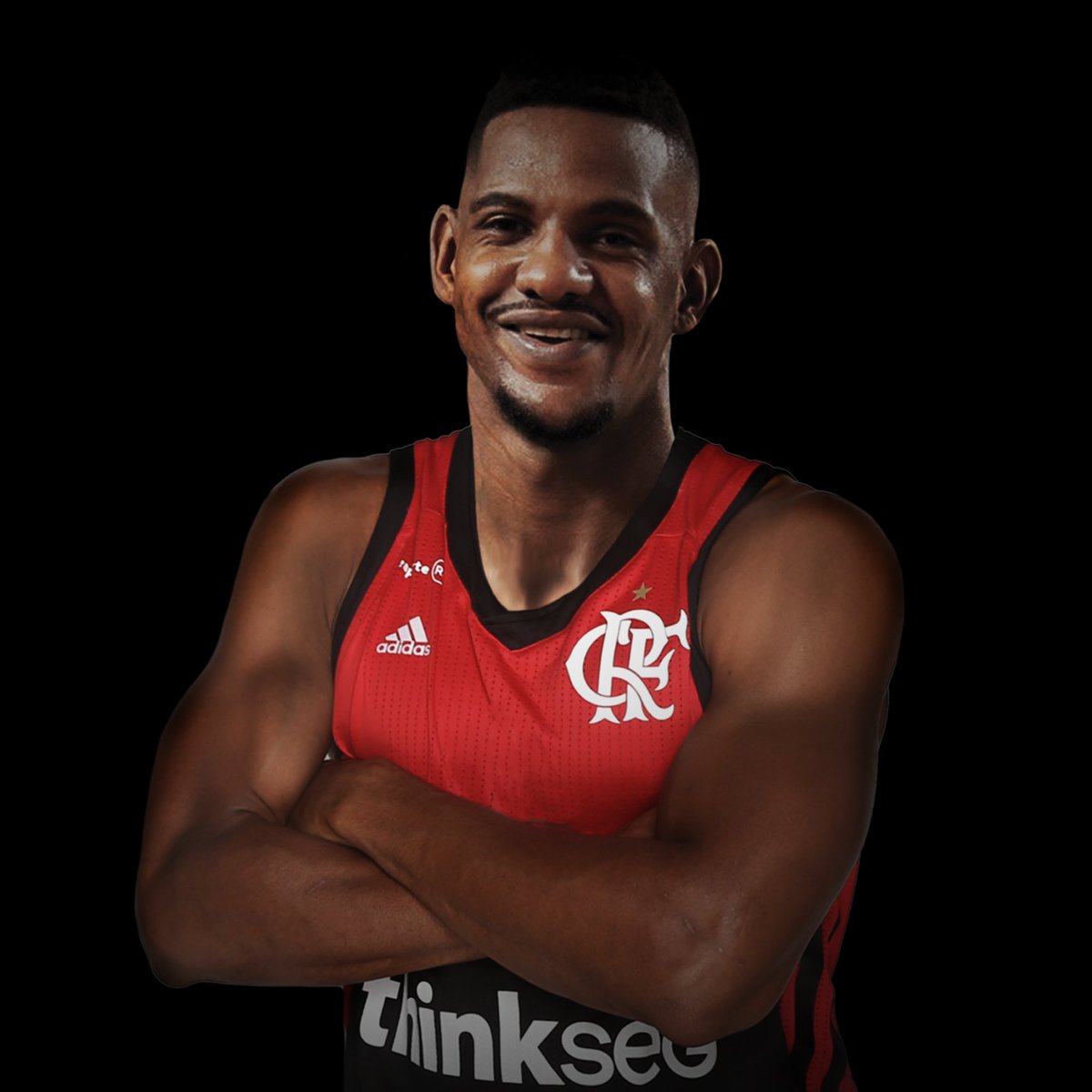 TimeFlamengo's tweet image. Bom dia, Nação! Tem entrevista exclusiva lá no site oficial com o Jhonatan Luz, nosso novo reforço do #FlaBasquete.

Confira o que ele falou sobre novos desafios, Nação e expectativas: bit.ly/2N4XKEs