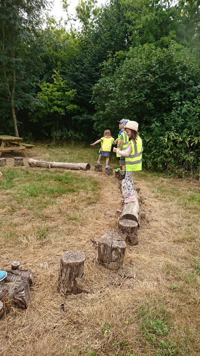 YearR_HighHam's tweet photo. Having fun at Millennium Wood. We are so lucky to be able to walk here. https://t.co/OkJoMqKvLH